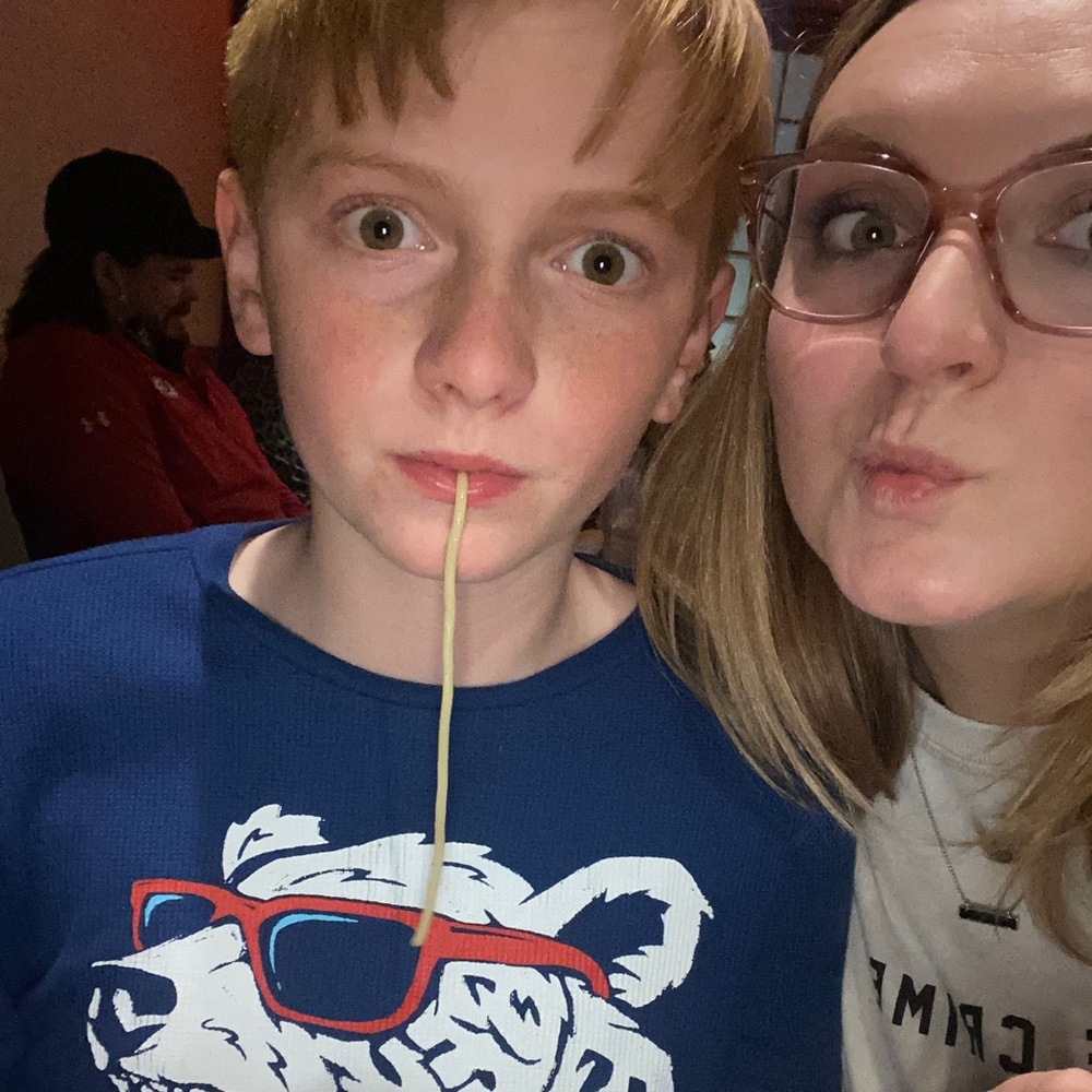 Meet your Posher, Bay